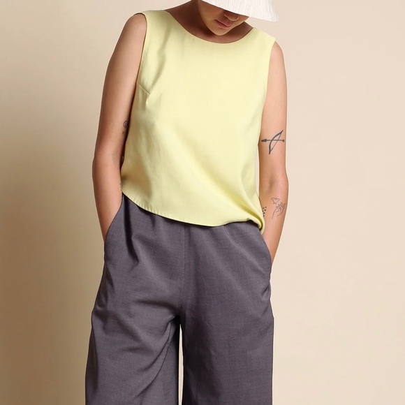 Rare Kaarem Stigma Layered Back Knot Tie Tank Top size XS Lemon Yellow Modern - Picture 11 of 13